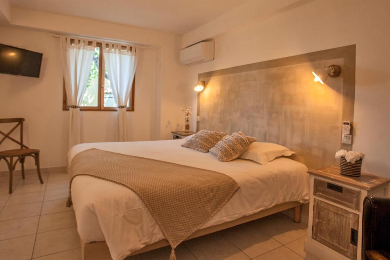 Location De Vacances Olivier Jardin Privatif Et Piscine Chauffee Partagee Calvi  Exterior photo