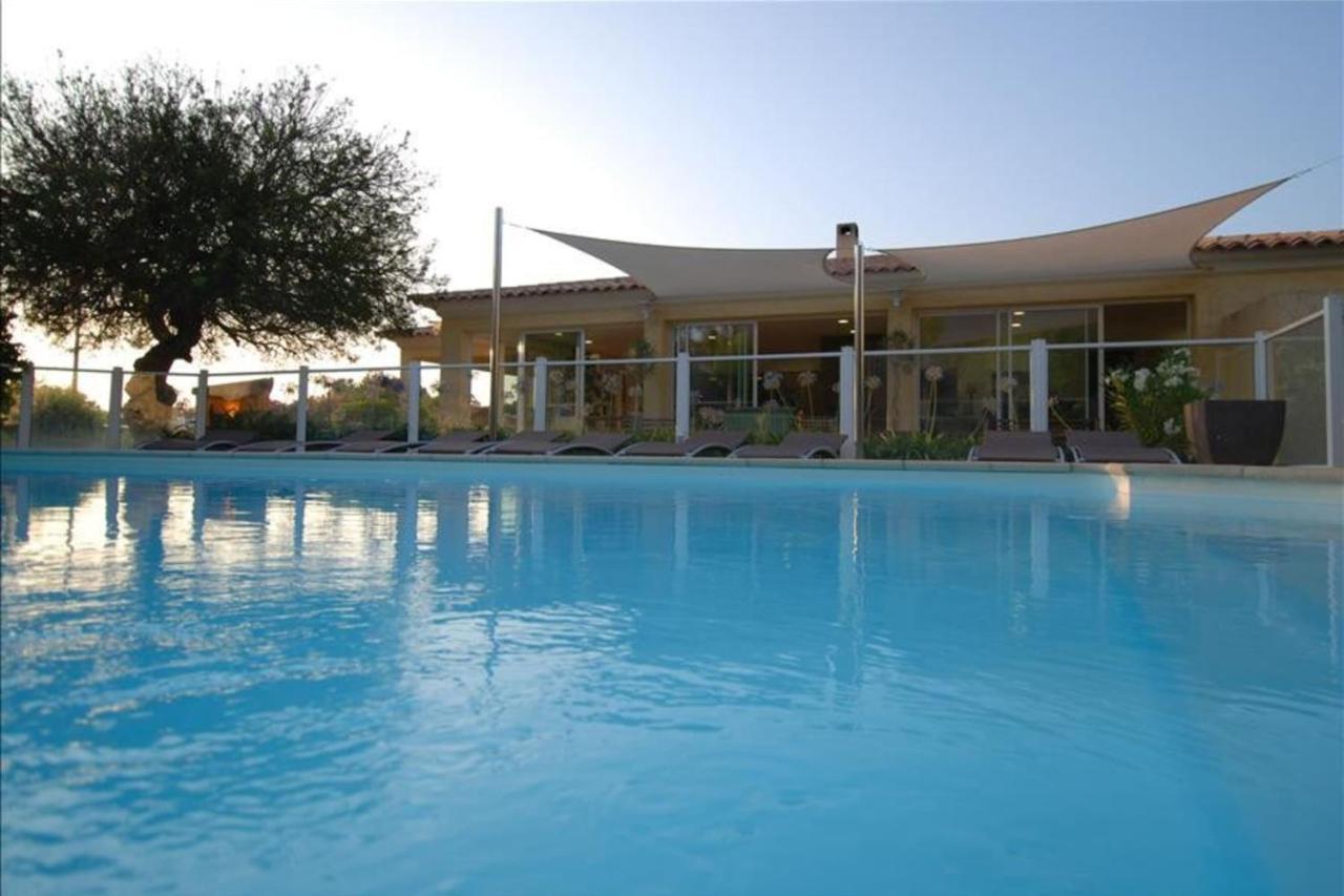 Location De Vacances Olivier Jardin Privatif Et Piscine Chauffee Partagee Calvi  Exterior photo